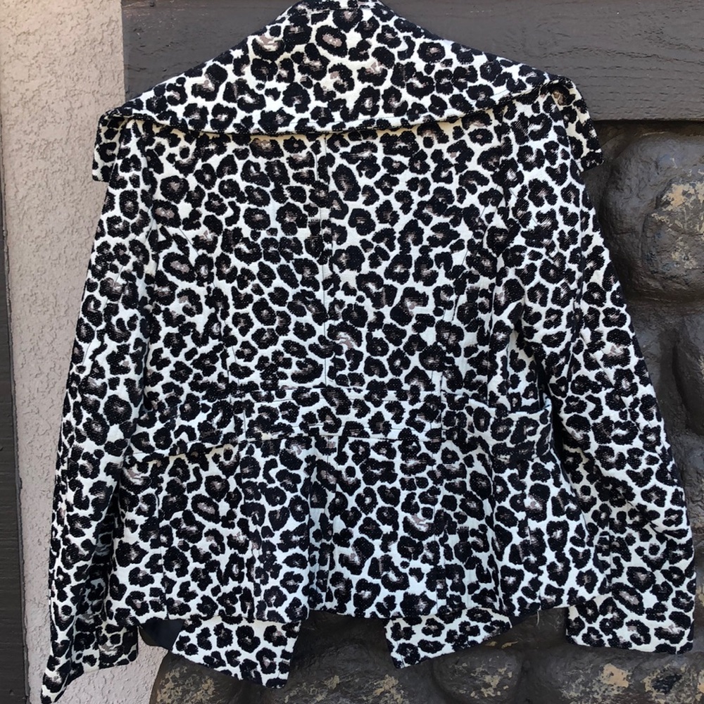 Coat - Picture 2 of 2